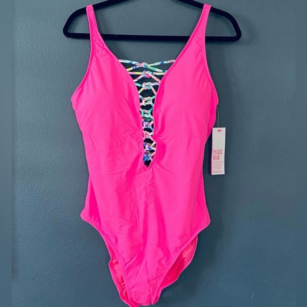 Lilly Pulitzer isle lattice swimsuit Size 14 New w/tag One piece Beach Pool Pink